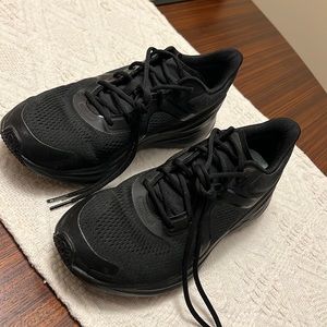 Lululemon Blissfeel shoes (black/black)